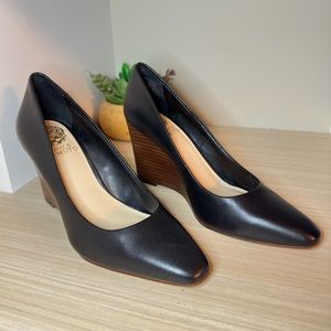 Vince Camuto wedge heels Sz 6M